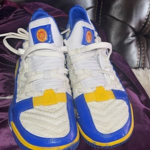 Boys Basketball shoes